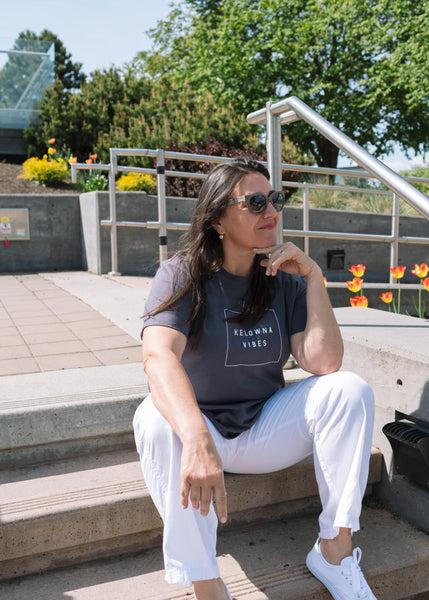 Graphite 'Kelowna Vibes' T-Shirt