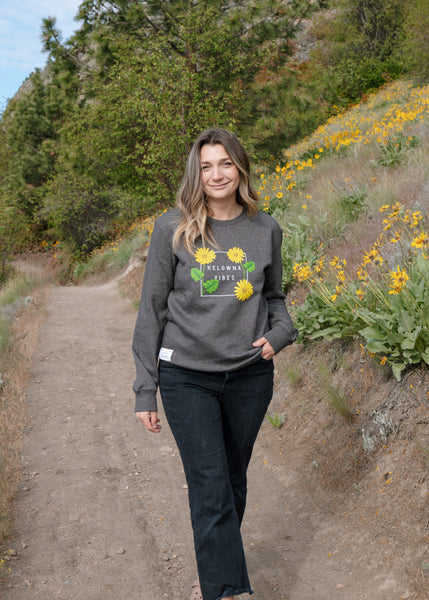 Charcoal Heather Arrowleaf 'Kelowna Vibes' Crewneck