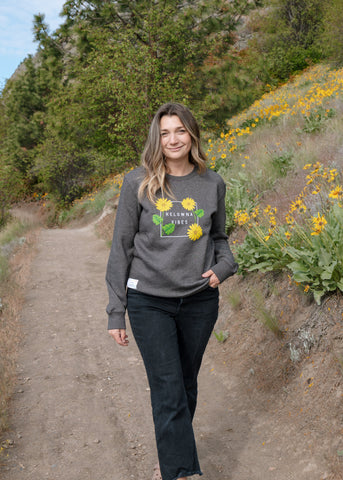 Charcoal Heather Arrowleaf 'Kelowna Vibes' Crewneck